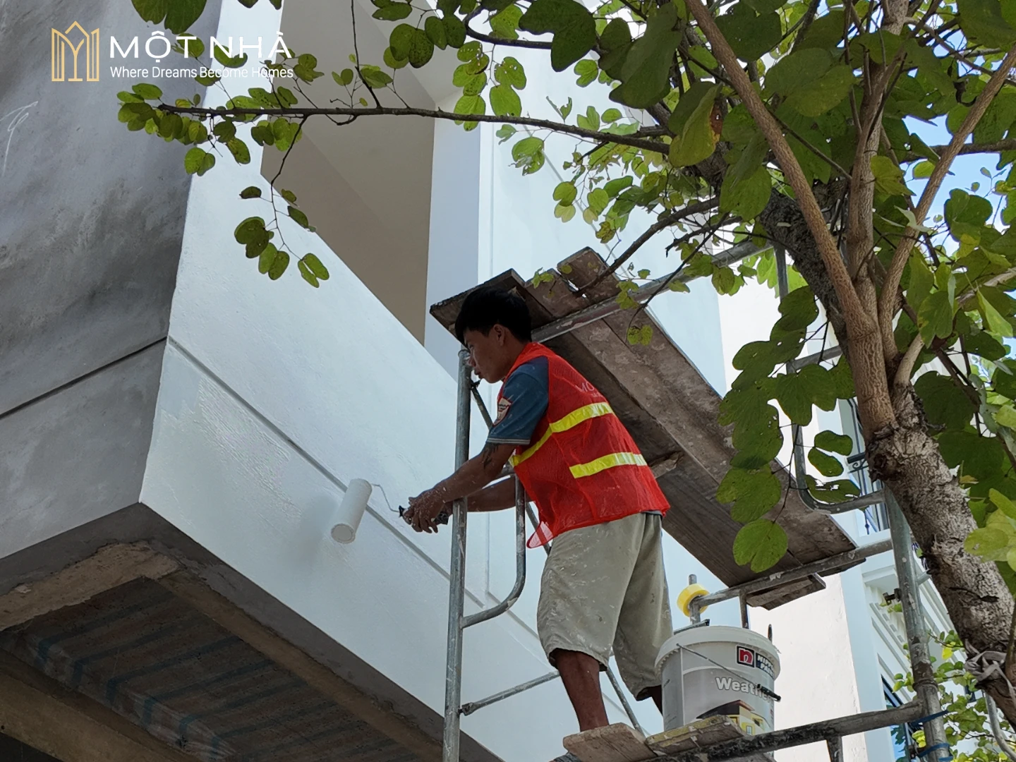 Sơn hoàn thiện nội và ngoại thất