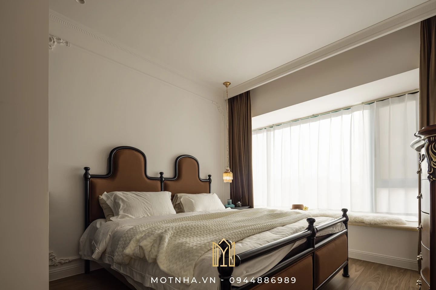 Thiết kế nội thất chung cư – Giải pháp nâng tầm không gian sống hiện đại Không gian phòng ngủ mang hơi hướng cổ điển