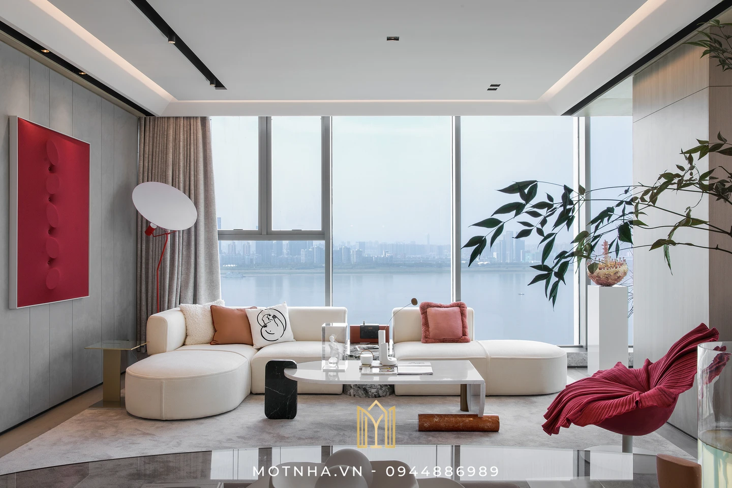 Dịch vụ thiết kế nội thất phòng khách đẹp, chuẩn phong thủy tại Sơn La cùng Một Nhà Design & Build Bố trí hài hòa giữa nội thất, vật liệu và màu sắc sẽ giúp không gian trở nên thoáng đãng hơn
