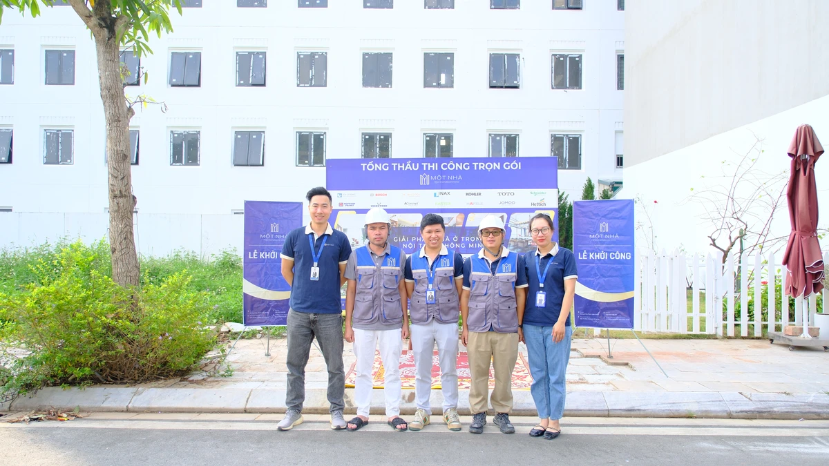 Lễ khởi công dự án xây nhà trọn gói biệt thự LHS tại KĐT Shinning City, Sơn La Đại diện Một Nhà Design & Build tại dự án xây nhà trọn gói LHS