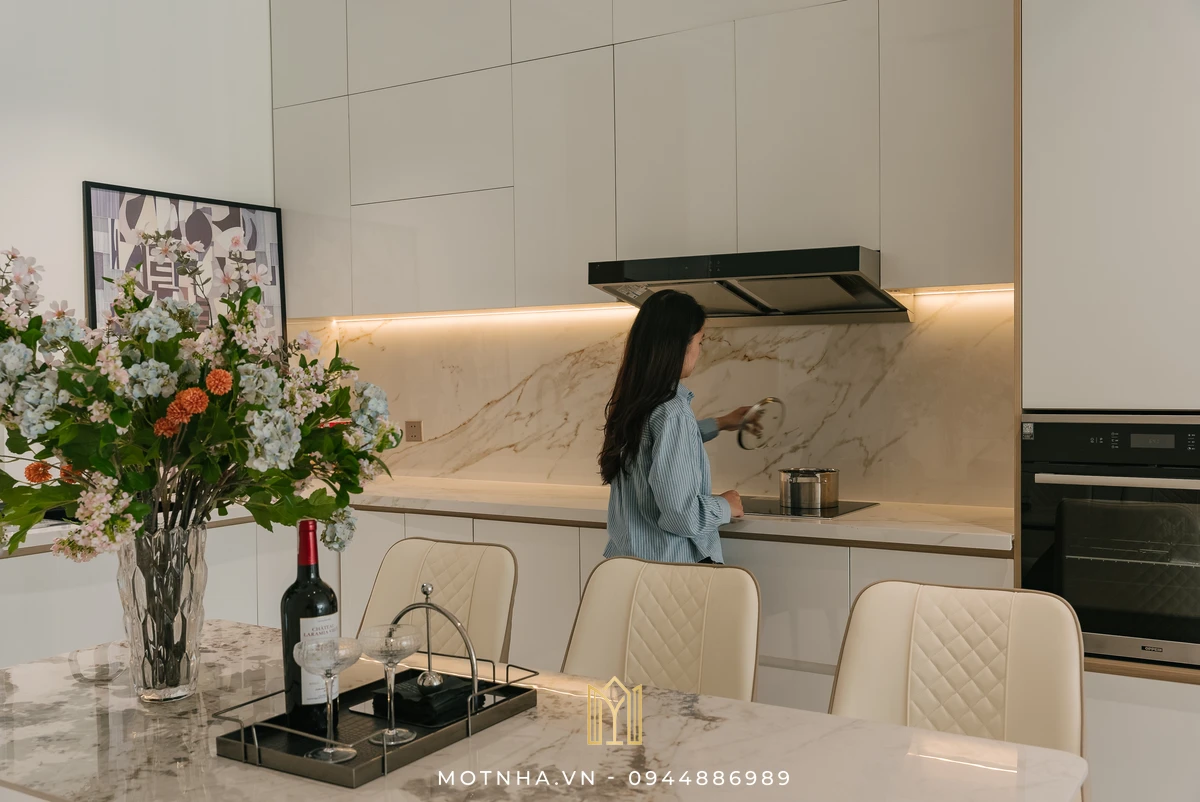Hành trình hoàn thiện nhà phố LAH tại KĐT An Phú Sơn La – Từ nhà máy sản xuất nội thất Một Nhà Factory đến không gian sống mơ ước Mọi góc nhỏ trong nhà đều được chăm chút tỉ mỉ