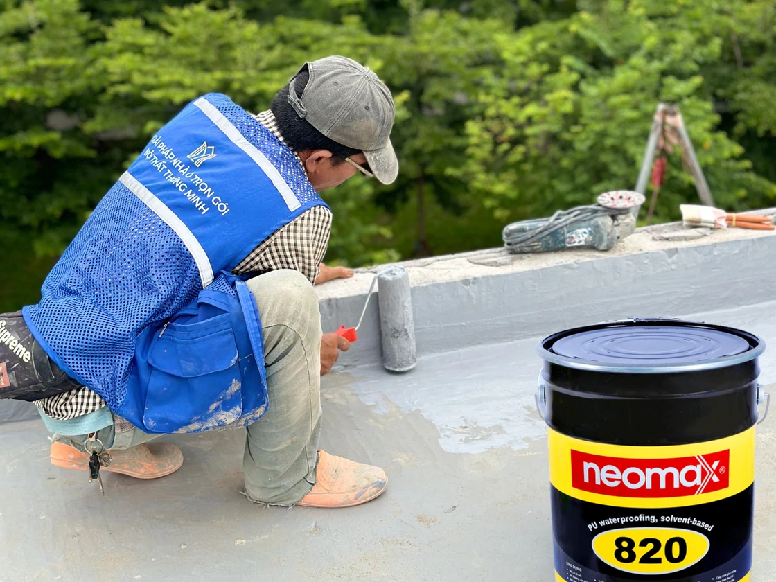 Hoàn thiện chống thấm cho dự án xây nhà trọn gói SVL tại KĐT Picenza Chống thấm bằng sơn chống thấm cao cấp