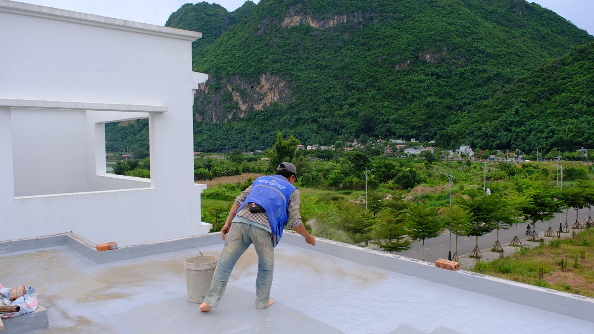 Hoàn thiện chống thấm cho dự án xây nhà trọn gói SVL tại KĐT Picenza Một Nhà cam kết sử dụng vật liệu chính hãng và có chế độ bảo hành đầy đủ